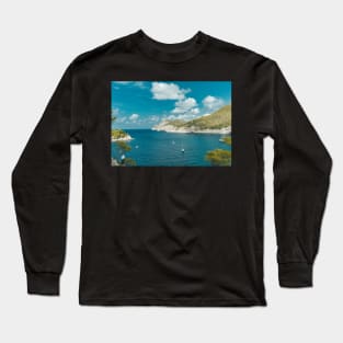 BOATS ON THE BLUE OCEAN DESIGN Long Sleeve T-Shirt